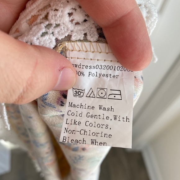 Yellow Lacey Floral Dress - Picture 10 of 11